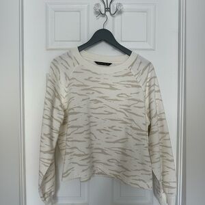 Abercrombie NWOT Animal Print Crewneck Sweatshirt